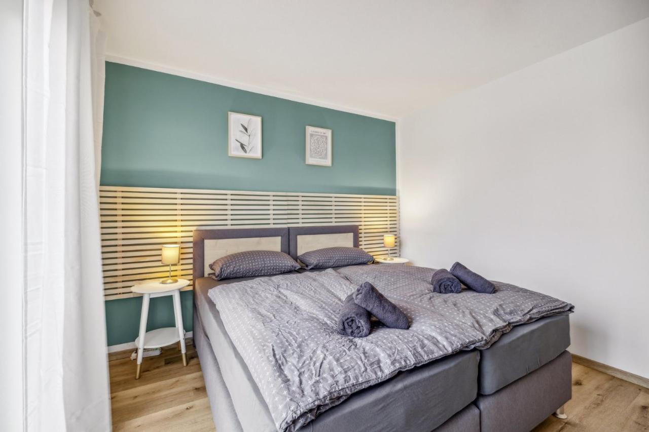 Amalfi A02 - 2 Zi Fuer 4P - Balkon, Smart Tv, Boxspringbett Apartment Kaiserslautern Exterior photo